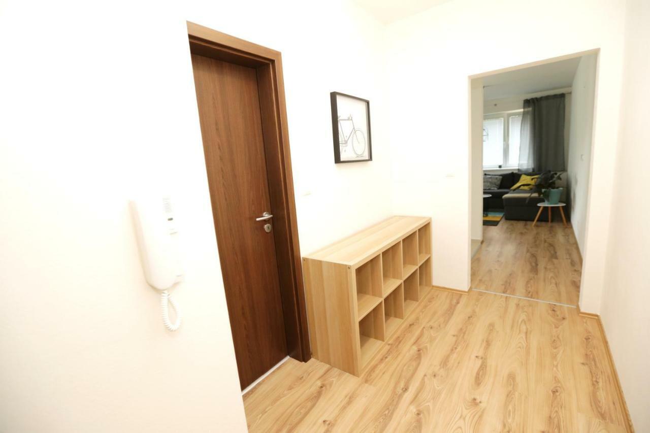 Samorin - Apartment In The Center - Free Parking Εξωτερικό φωτογραφία